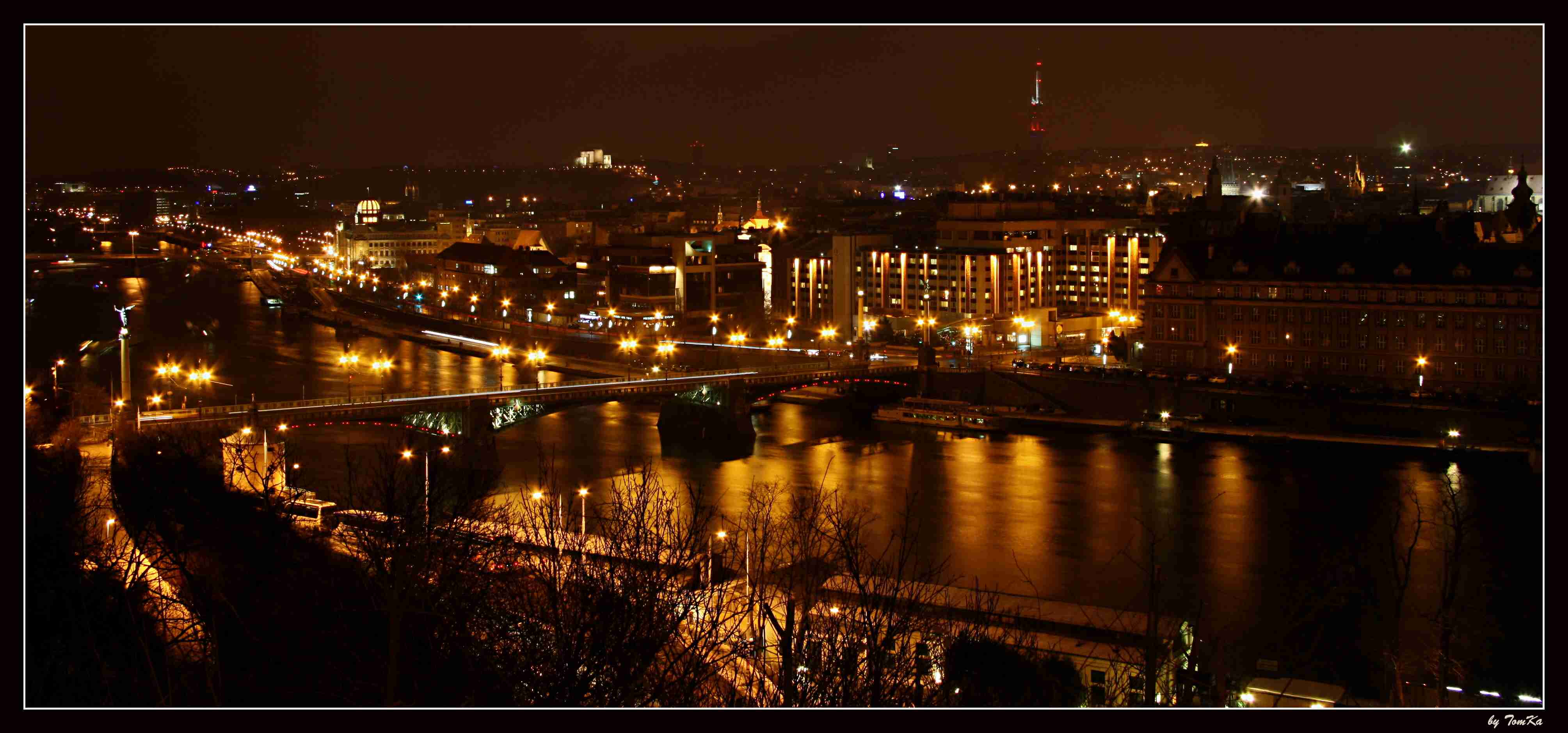noční Praha 1